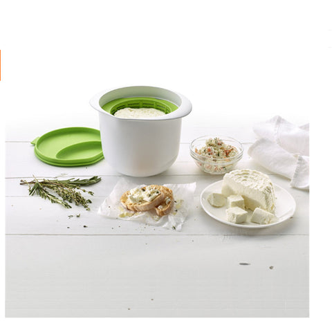 Microwavable Dessert & Pastry Maker